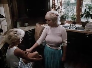 Scene 2. cara lott & pamela jennings sounds of sex (1985)
