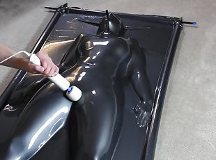 Orgasm In Vacbed