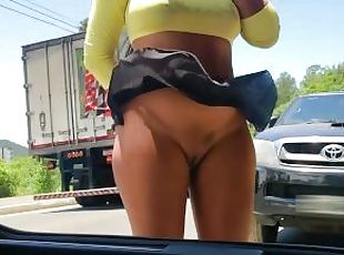 WIND LIFTING MINI SKIRT WITHOUT PANTIES