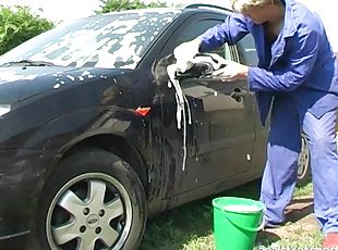 A lucky guy washes a car and ends up fucking a hot chick on the hood