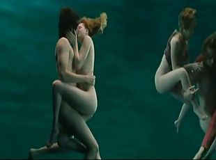 Evan Rachel Wood Totally Naked Underwater