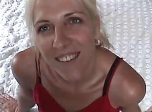 Blonde milf is thirsty for jizz