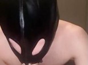 Masked twink sucks dick raw