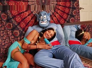 HORNY PRINCESS JASMINE SUCKS GENIE'S BIG BLUE COCK