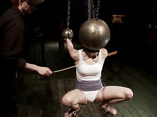 Short-haired blonde Alani Pi cums while being tortured in BDSM scene