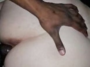 cuatro-patas, amateur, interracial, corrida-interna, negra, culo-sexy, pelirroja, blanca, húmedo, polla