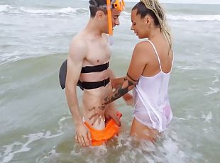 Sharkboy pounded Lola Emme on the beach