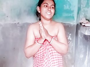 Desi Indian Bathroom Sex (cheating Wife Amateur Homemade Wife Tamil 18 Year Old Indian Uncensored Japane