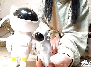 Petite Babe Masturbates with her new Astronauts Toys & then Piss on them/ Intergalactic Porn
