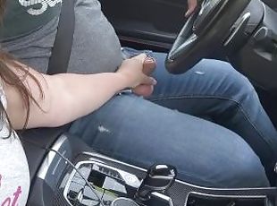 tetas-grandes, masturbación, al-aire-libre, público, esposa, amateur, mamada, pareja, regordeta-chubby, coche