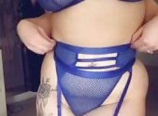 Thick slut shows off lingerie