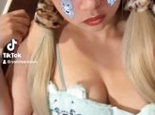 SEXY CUTE BLONDE EGIRL VANILLA FAITH ARDALAN CAREBEAR COSPLAY TIKTOKS