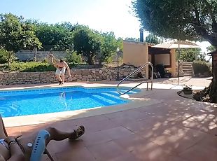 Amateur wife with big ass is very hot for hard fucking in the pool