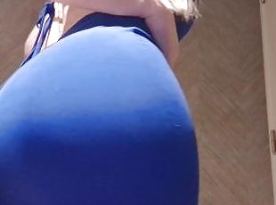 Dutch thicc pawg high class escort Jana De Vries in sexy tight blue dress teasing